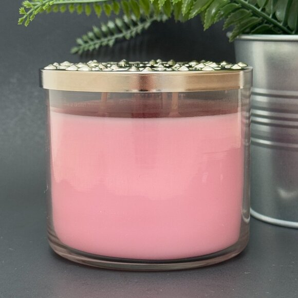BBW Twisted Peppermint Bath & Body Works 3 Wick Candle - Picture 2 of 10